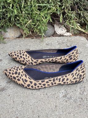 Rothy's Retired Leopard - The Point Flats in Tan and Black. 9‎